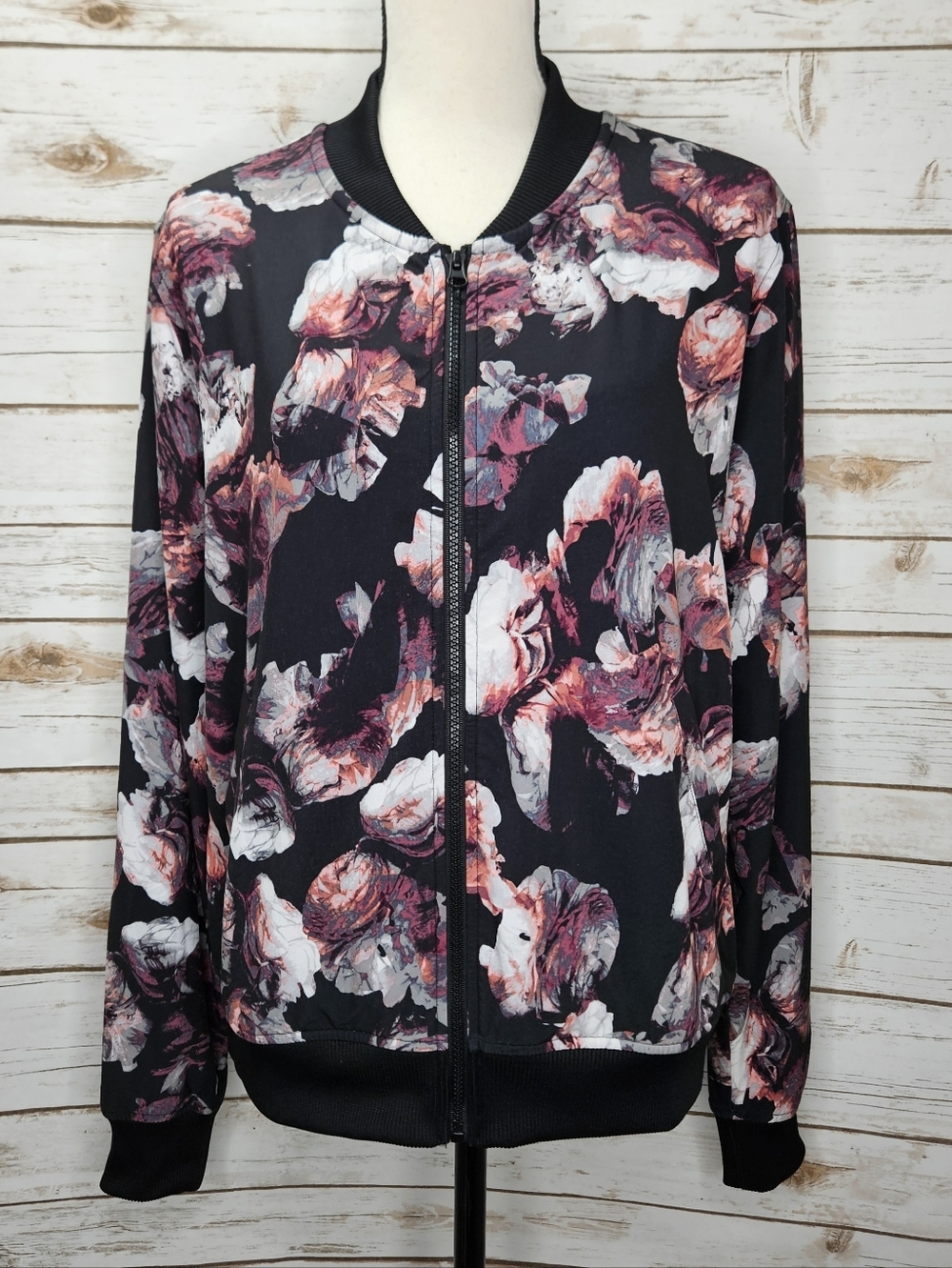 Victoria Sport Roses Zippered Bomber Jacket Size Small - Picture 6 of 9